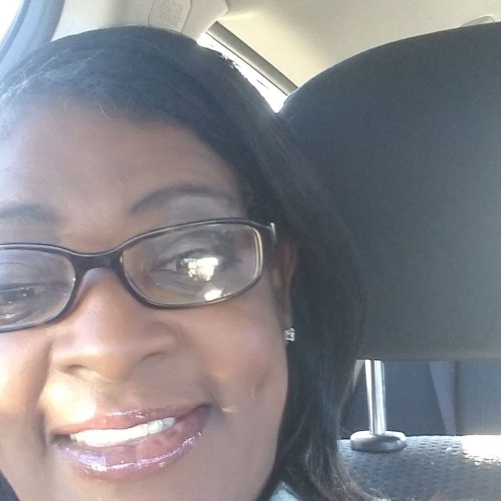 Meet your Posher, Rona